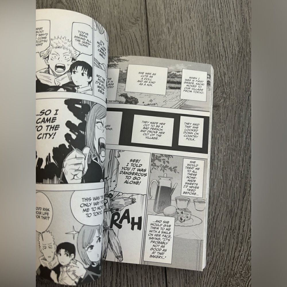 Gege Akutami  Jujutsu Kaisen manga vol.1 - Picture 4 of 4